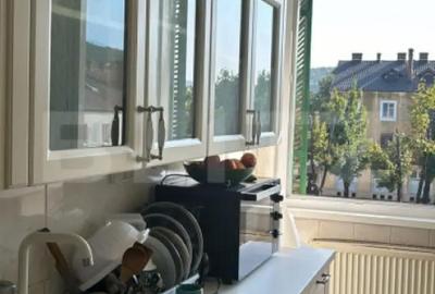 Apartament cu 2 camere semidecomandat în Central - 1