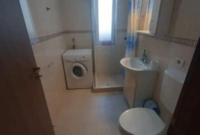 Proprietar vand apartament 2 camere