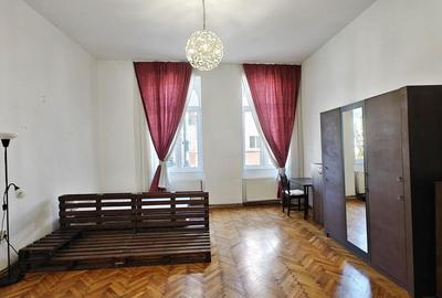 Apartament 2 camere, 77 mp, cladire istorica, zona ultracentrala Apartament 2 camere, 77 mp, cladire istorica, zona ultracentrala - 3