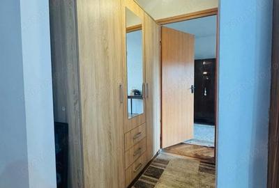 Apartament cu 4 camere decomandat în Girocului - 1