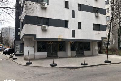 Spațiu comercial, de 240 mp, în Central