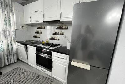 Apartament cu 3 camere în Centura - 1