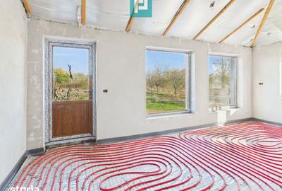Casă cu 6 camere cu Teren 1800 Mp în Central - 11