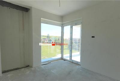 Casă cu 4 camere cu Teren 600 Mp în Iorga - 11