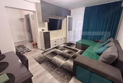 Apartament de vanzare, cu 2 camere , etaj 1, zona M C OANCEA - 3
