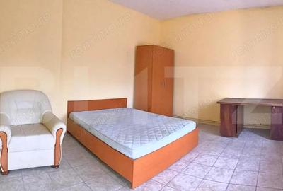 Casă cu Teren 1023 Mp în Central - 6