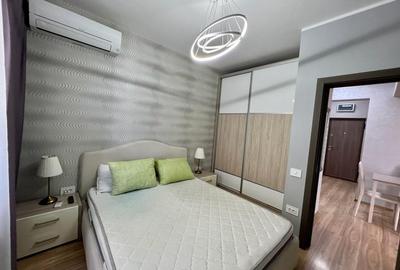 Apartament cu 2 camere decomandat, mobilat în Central