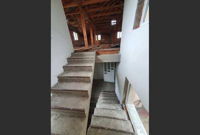 Casă de vânzare, 4 Camere, 470 mp, Horia Casă de vânzare, 4 Camere, 470 mp, Horia - 4