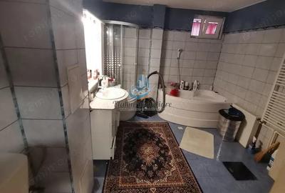 Apartament cu 4 camere decomandat în Precista - 3