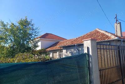 Vand vila ?i casa aflate pe acela?i teren in sat 2 Mai comuna Limanu jude?ul Constan?a! - 3