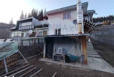 Casă cu 7 camere cu Teren 6965 Mp în Panaci - 17