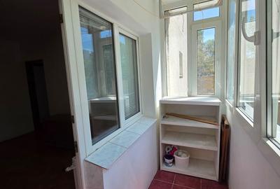 Apartament cu 3 camere decomandat în Tătărași - 2