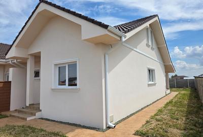 Duplex pe parter 3 camere 2bai Posibilitate de mansardare - 3