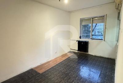 Garsoniera  B-dul Alexandru Obregia – ideala pentru investitie, etaj 1 - 4