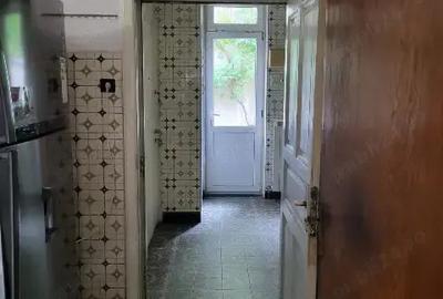 Vila cu 2 apartamente in Cotroceni la 200 m de Palatul Cotroceni