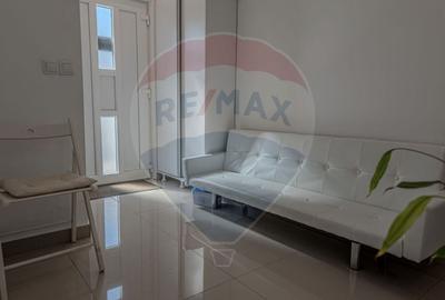 Casa si cabinet stomatologic de inchiriat in Chitila - 3