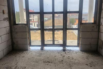 Casă cu 5 camere cu Teren 666 Mp în Șerbănești - 19