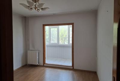 Apartament cu 4 camere decomandat în Inel I - 3
