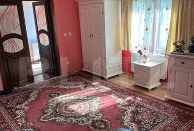 Casă cu 5 camere cu Teren 800 Mp în Central