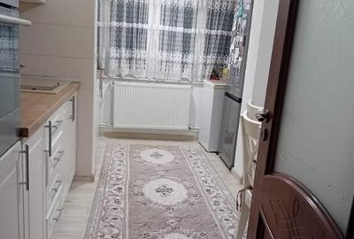 Apartament cu 3 camere decomandate Zona Obcini - 2