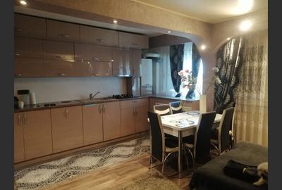Apartament 3 camere, strada G-ral Eremia Grigorescu (Garii), 105.000€ - 3