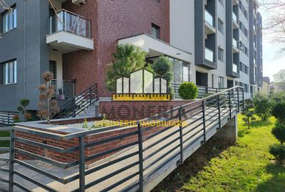 Apartament cu 3 camere semidecomandat, mobilat în 1 Decembrie 1918 - 31