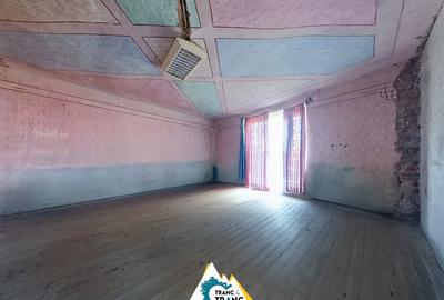 Casa de renovat cu 3 camere cu teren generos in Zadareni - 5