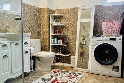 Casă cu 4 camere în Central - 2