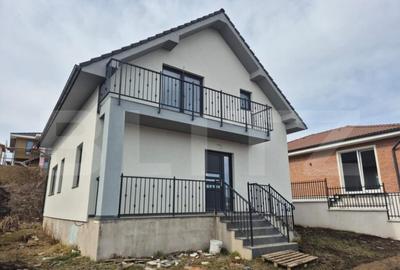 Casă cu 4 camere cu Teren 500 Mp în Corunca - 7
