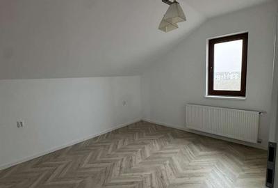 Apartament cu 3 camere decomandat în Central - 6