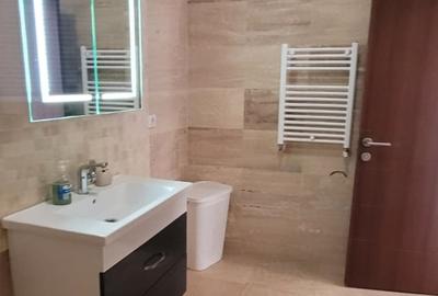 Apartament cu 3 camere semidecomandat, mobilat în Central - 26