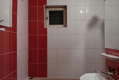 Apartament cu 3 camere decomandat în Sângeorgiu de Mureș