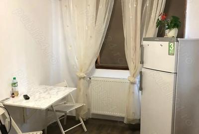 Garsonieră decomandată în Titan - 1