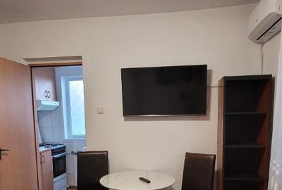 Inchiriere Garsoniera la curte Parc Bazilescu - Piata 16 Februarie - 5