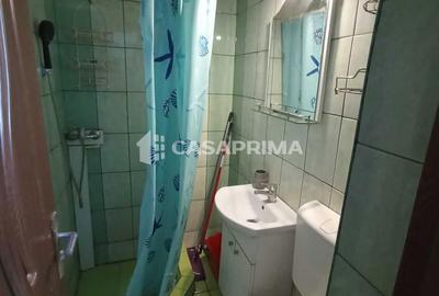 Garsonieră decomandată în Nicolina