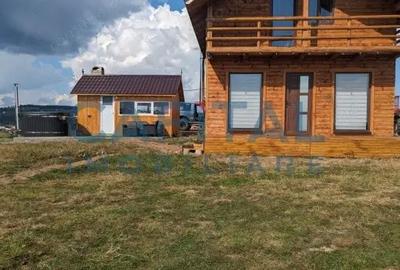 Casă cu Canalizare în Mărișel - 1