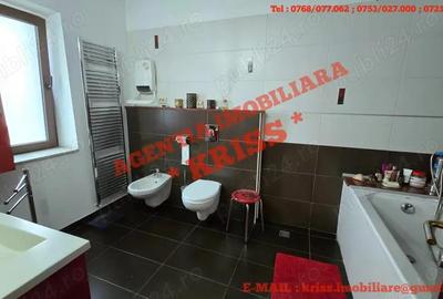 PENTHOUSE 140 Mp. Semicentral Garaj Pentru 2 Ma?ini Terasa 143 Mp Mobilat ?i Utilat Complet An 2007 - 2