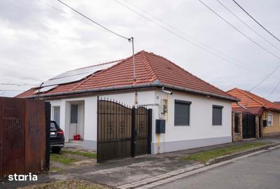 Casă cu 4 camere cu Canalizare în Orașul Nou - 6