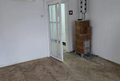 Garsoniera Savinesti spatioasa in zona curata - 4