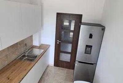 Apartament cu 2 camere decomandat în Berceni