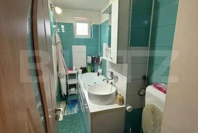 Apartament 2 camere ,renovat , zona micro 4 - 4