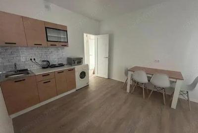 Apartament cu 2 camere în 13 Septembrie
