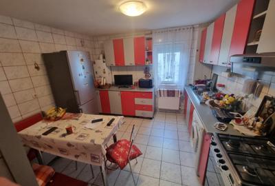 Apartament cu 2 camere decomandat, mobilat în Oancea - 2