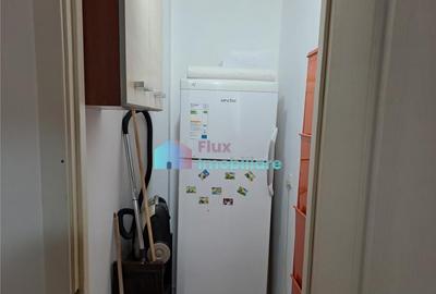 Apartament cu 2 camere zona centrala renovat recent - 12