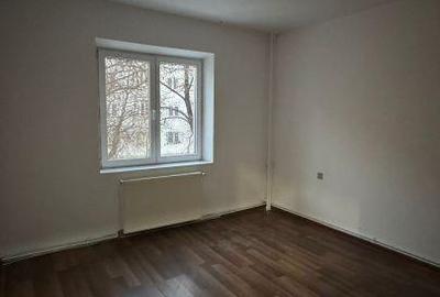 Apartament cu 3 camere decomandat în Dristor - 2