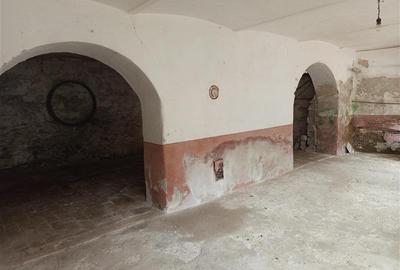 Casă individuală cu 7 camere cu Teren 502 Mp în Vest - 22