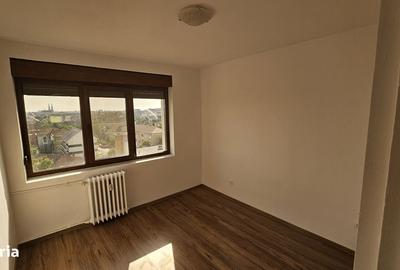 Olimpia-apt 3 camere semidecomandat-119.000 euro