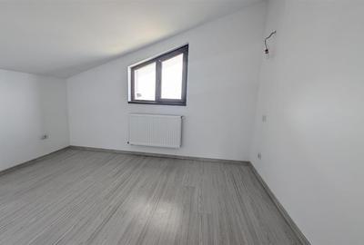 Casă cu 5 camere cu Teren 600 Mp în Bucium - 6