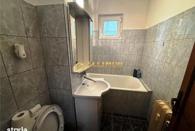 Apartament cu 2 camere decomandat în Republicii - 12
