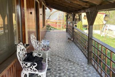 Casă cu 3 camere cu Teren 1400 Mp în Central - 3